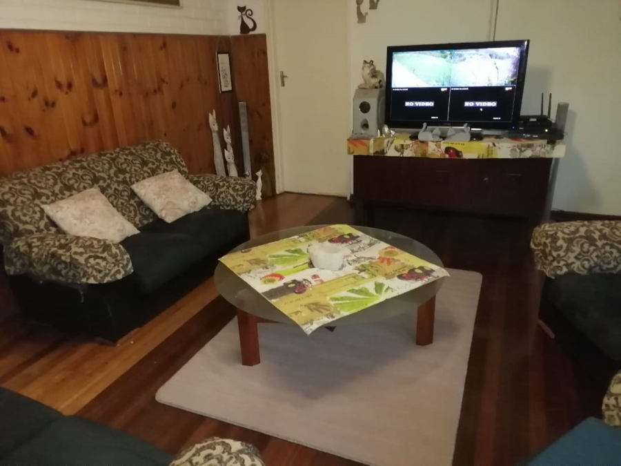 3 Bedroom Property for Sale in Van Riebeeck Hoogte Eastern Cape
